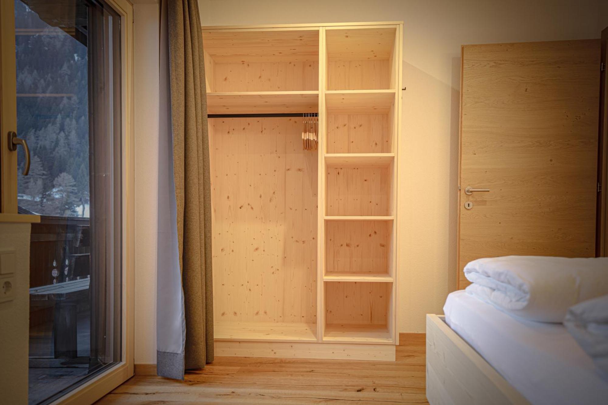 Wolf Apartments Padaun Vals Екстериор снимка