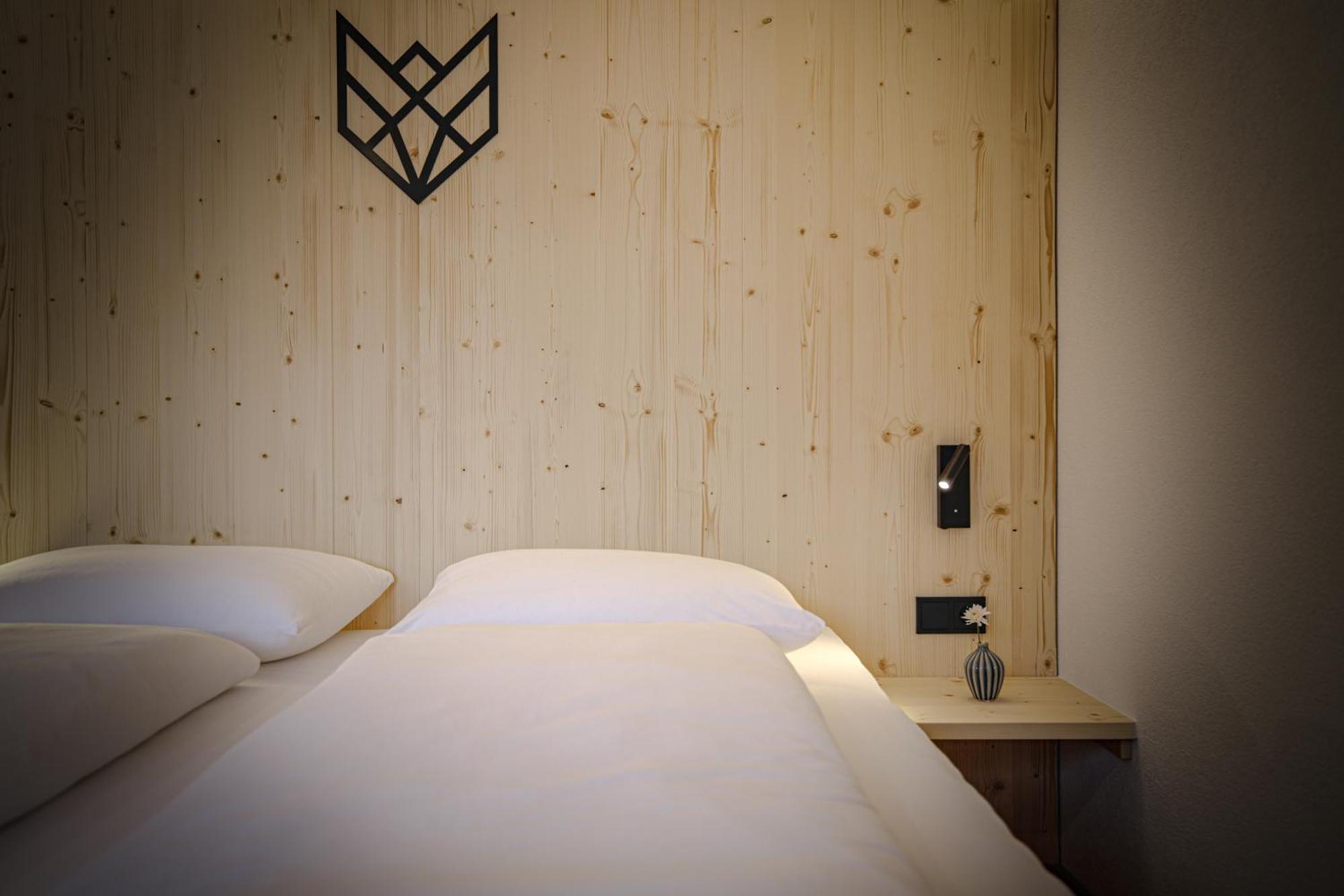 Wolf Apartments Padaun Vals Екстериор снимка