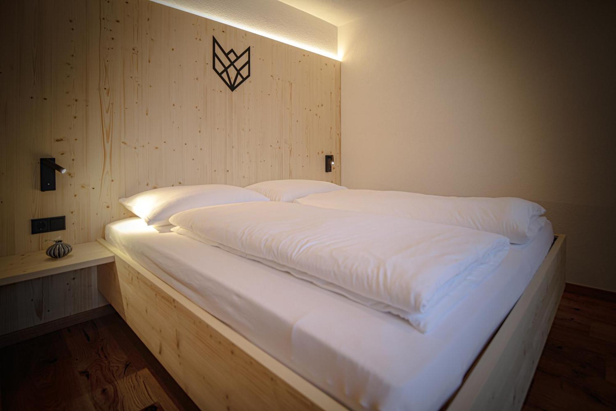 Wolf Apartments Padaun Vals Екстериор снимка