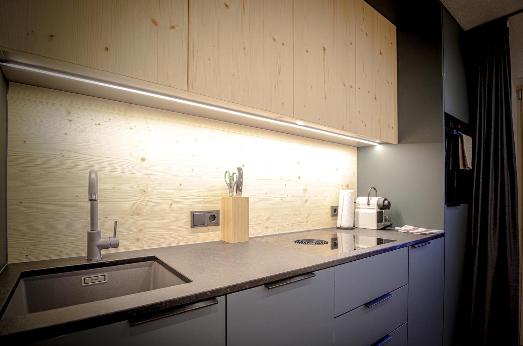 Wolf Apartments Padaun Vals Екстериор снимка
