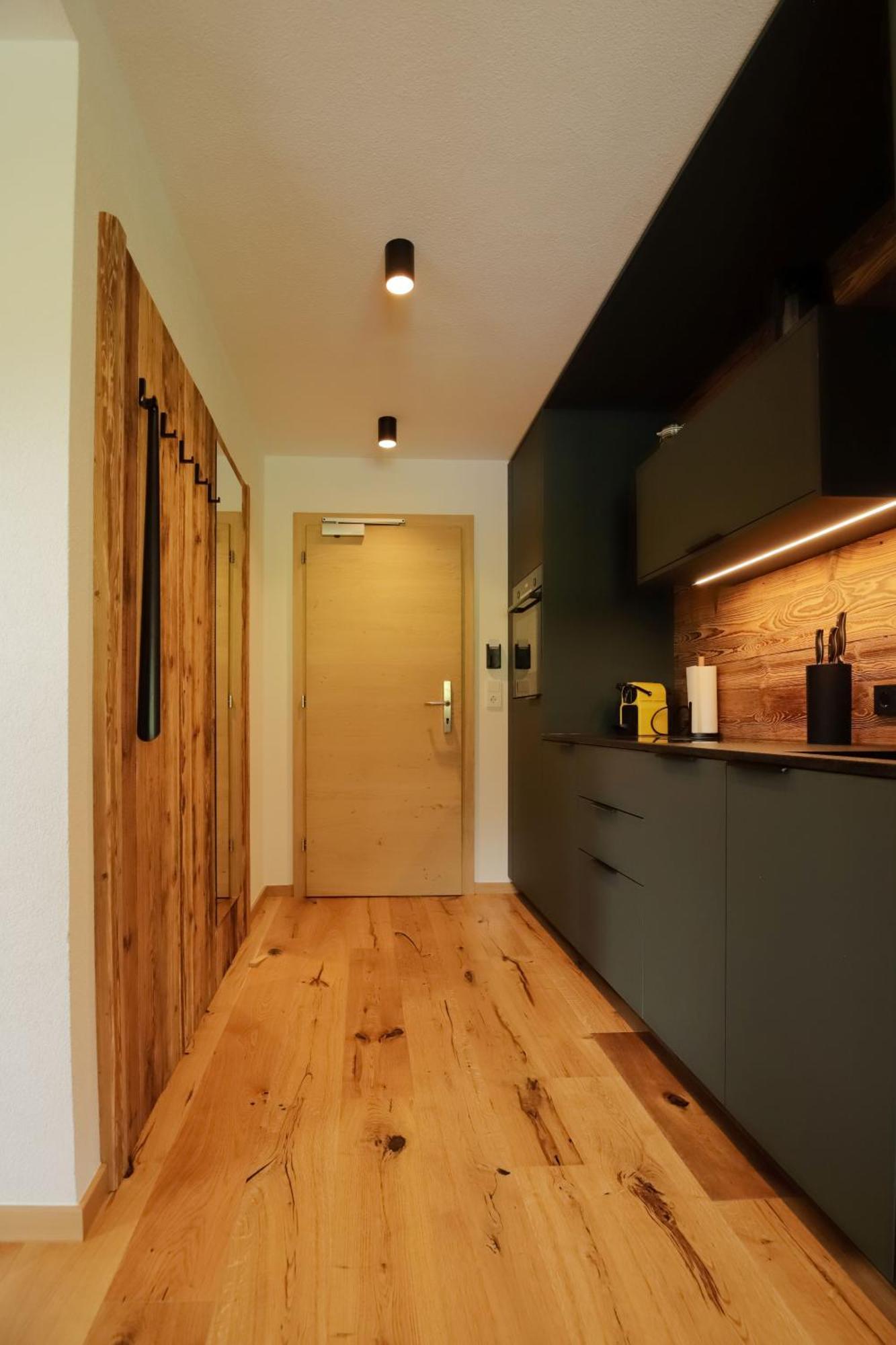 Wolf Apartments Padaun Vals Екстериор снимка