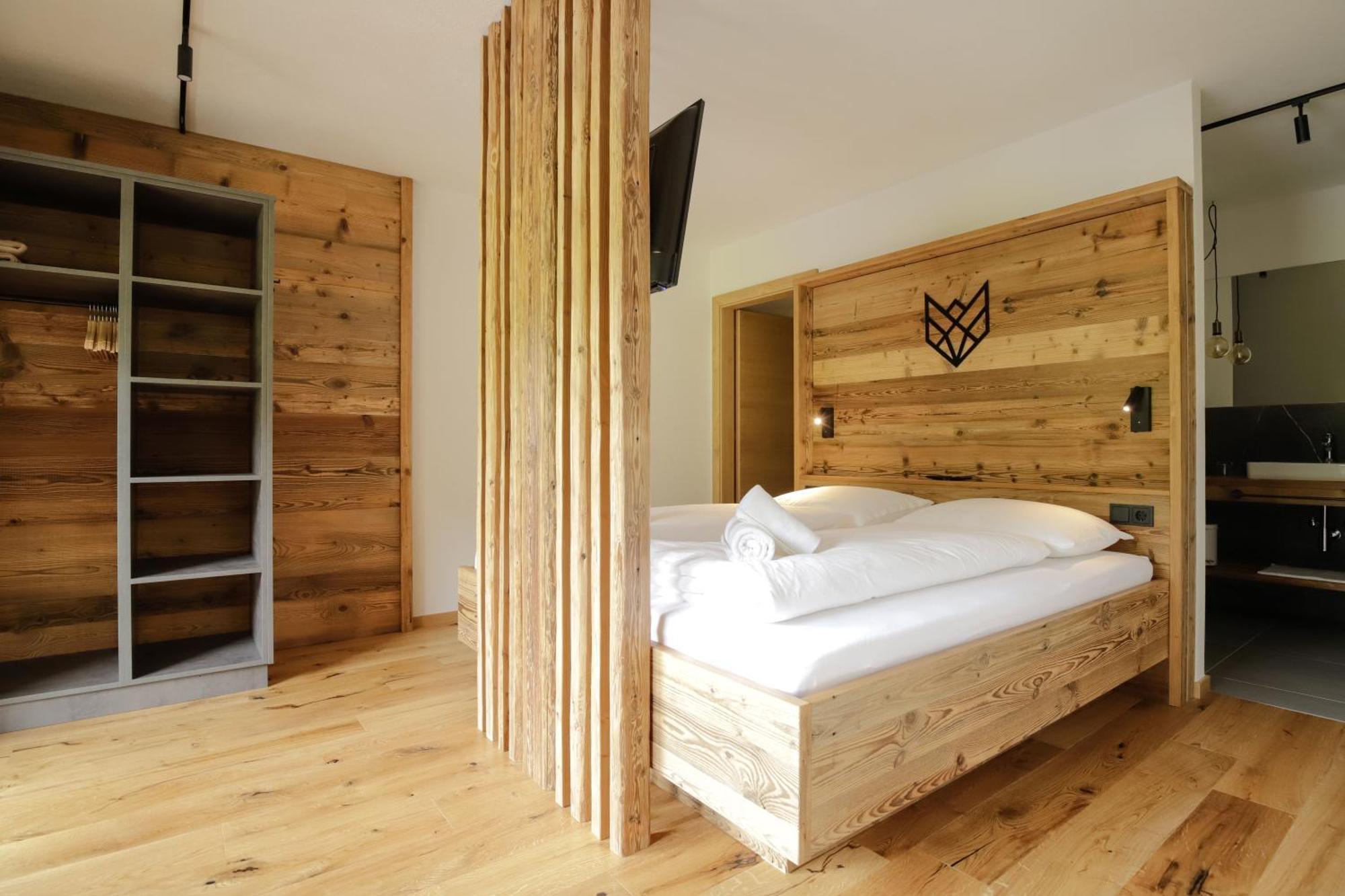 Wolf Apartments Padaun Vals Екстериор снимка